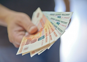Райффайзенбанк: россияне забыли, как выглядят бумажные деньги