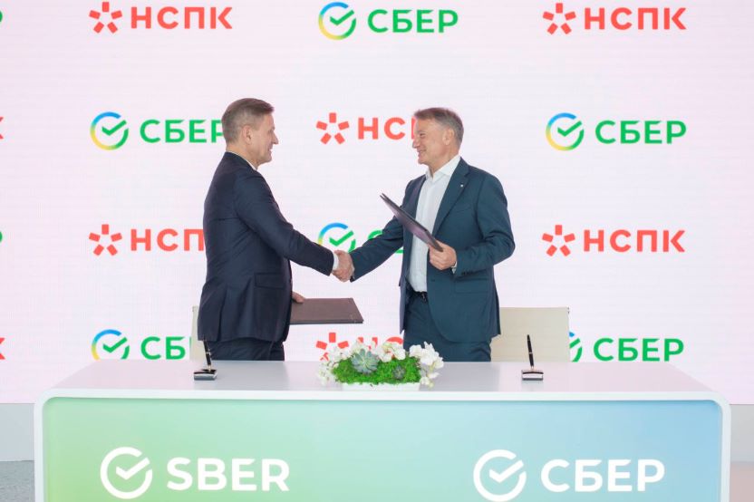 «Мир» и Сбер будут развивать Карты жителя в регионах России и безналичную оплату проезда в транспорте