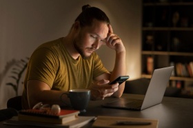 В Минцифре предложили отказаться от SMS при восстановлении пароля от «Госуслуг»