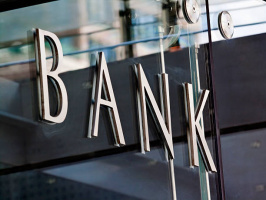 Иностранные банки ограничат в работе с физлицами