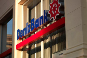 Турецкий Denizbank начал запрашивать ВНЖ у клиентов из числа граждан России