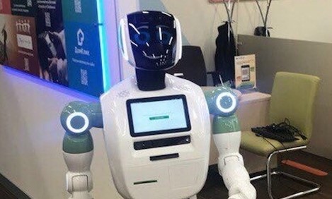 Сбербанк выводит роботов на работу