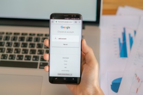 ИИ-помощник Google Gemini стал доступен в России