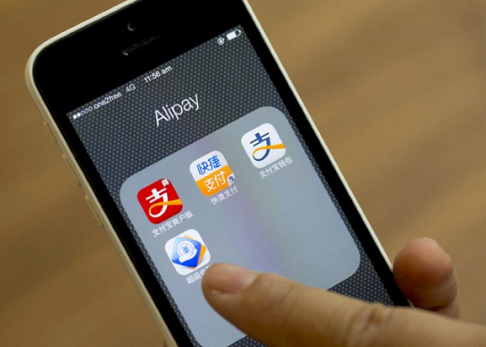 Приложения Alipay и WeChat Pay стали доступнее для иностранцев