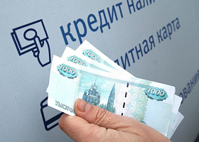 Средний размер займа до зарплаты в июне составил 8460 рублей