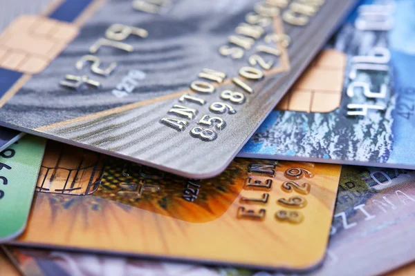 Число выданных в России кредитных карт увеличилось на 2,2 млн штук, составив 45,2 млн