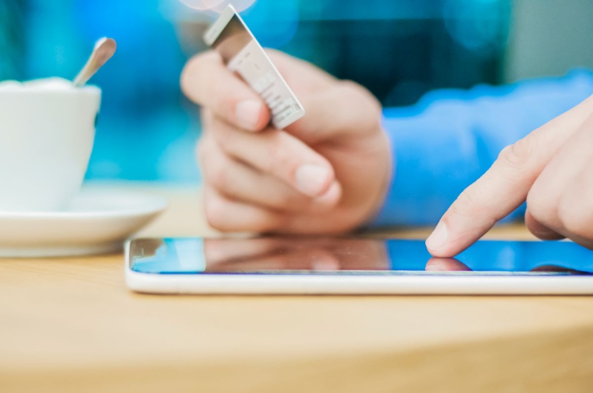 Альфа-Банк подключил возможность онлайн-оплаты с помощью T-Pay