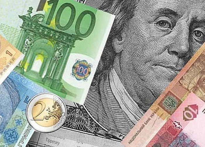 Банк Русский Стандарт отметил рост доли покупок иностранной валюты к продажам