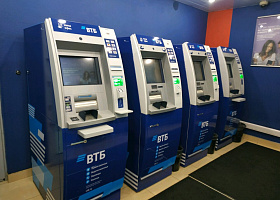 В банкоматах ВТБ можно приобрести и записать билет Единый на карту Тройка