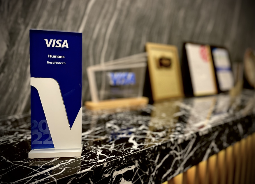 Humans признали лучшей финтех-компанией Узбекистана по версии Visa 