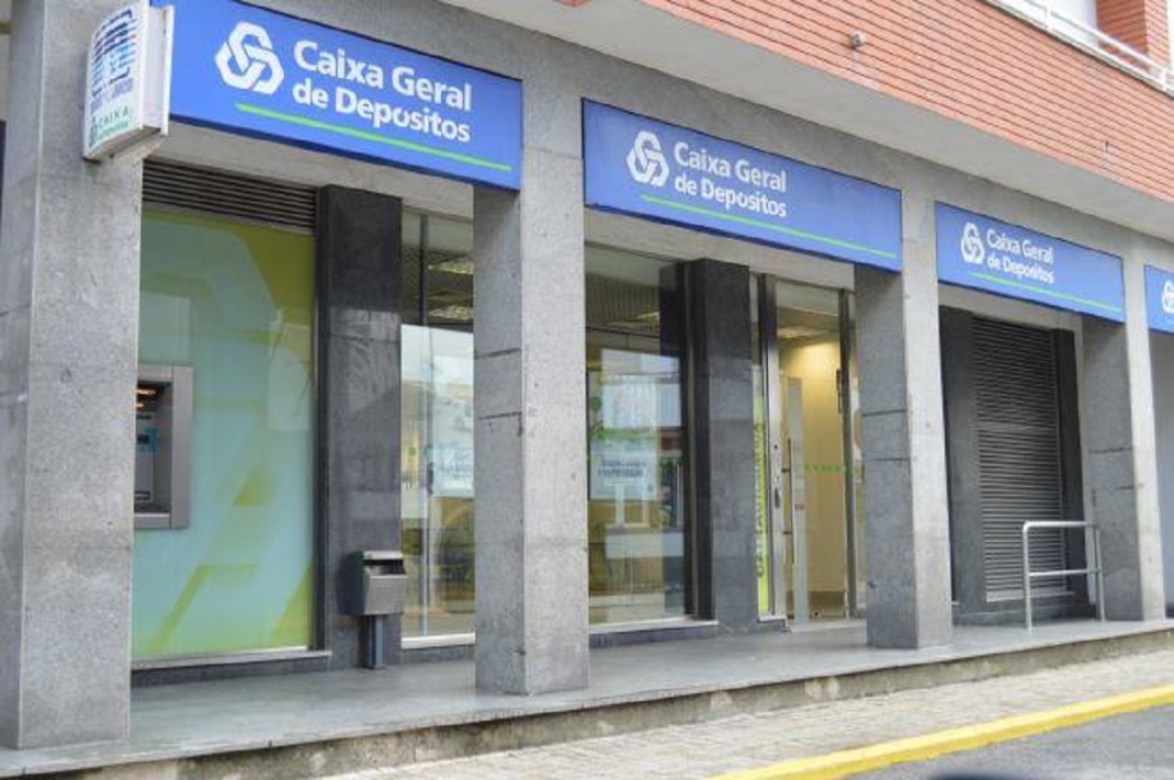 Португальский Caixa Geral de Depositos закрывает счета россиянам без ВНЖ