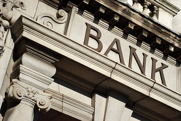 Сбербанк: перевести деньги в банки Европы можно через мобильное приложение