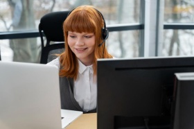 Yandex B2B Tech запустил copilot-сервис для операторов контакт-центров