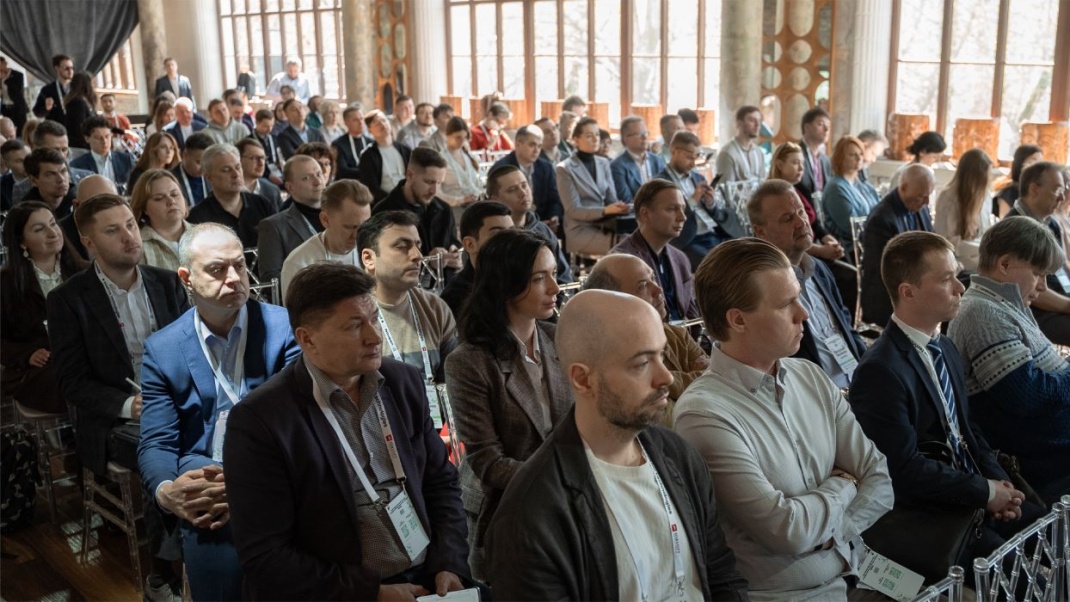 Эксперты назвали ключевые риски и ограничения регулирования институционального Web3 в России