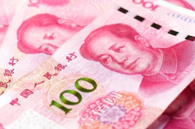 Юань впервые стал лидером прироста продаж иностранной наличной валюты