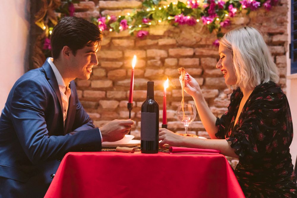 В 2026 году стоимость свидания на 14 февраля вырастет на 18%