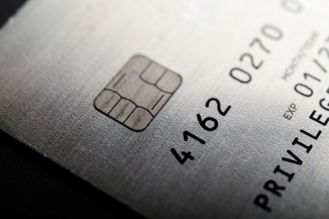 Отмена льготы по НДС при обслуживании карт не даст роста цен этих услуг