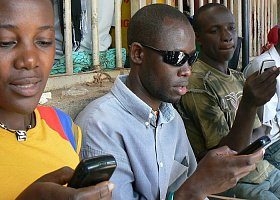 COVID-19 в Африке. Двузначный рост мобильных платежей и БТРы на улицах