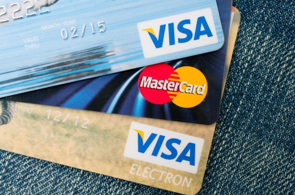 После ухода Visa и Mastercard спрос на карты банков СНГ резко вырос