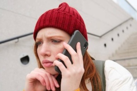 Мошенники стали чаще звонить в WhatsApp