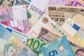 Сбер увеличил число своих офисов, где можно обменять 16 видов валюты