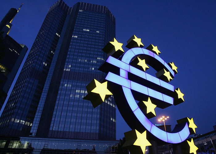 ЕЦБ запускает обновленные купюры 100 и 200 евро