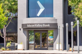 Глава JPMorgan заявил, что банкротство Silicon Valley Bank повысило шансы США на рецессию