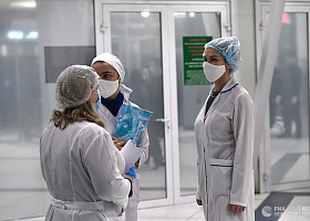 Медработники бесплатно парковались на столичных улицах в апреле