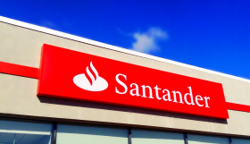 Испанский банк Santander перестал принимать российские карты UnionPay