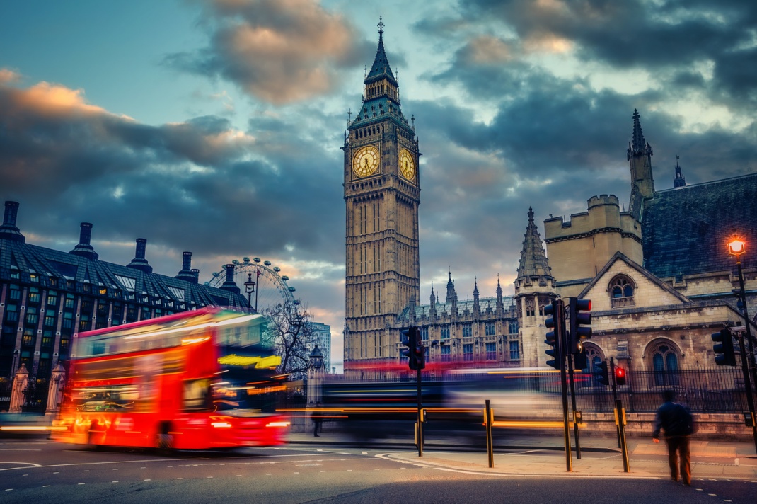 Великобритания вводит более гибкие лимиты для бесконтактных транзакций с марта 2026 года