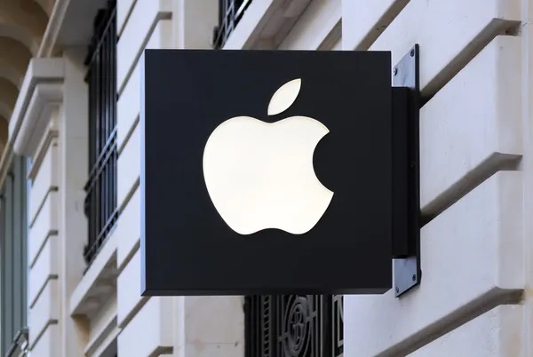 Apple и ряд других компаний прекратили продажи в России