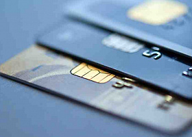ПСБ продлевает обслуживание карт с истекшим в марте сроком действия