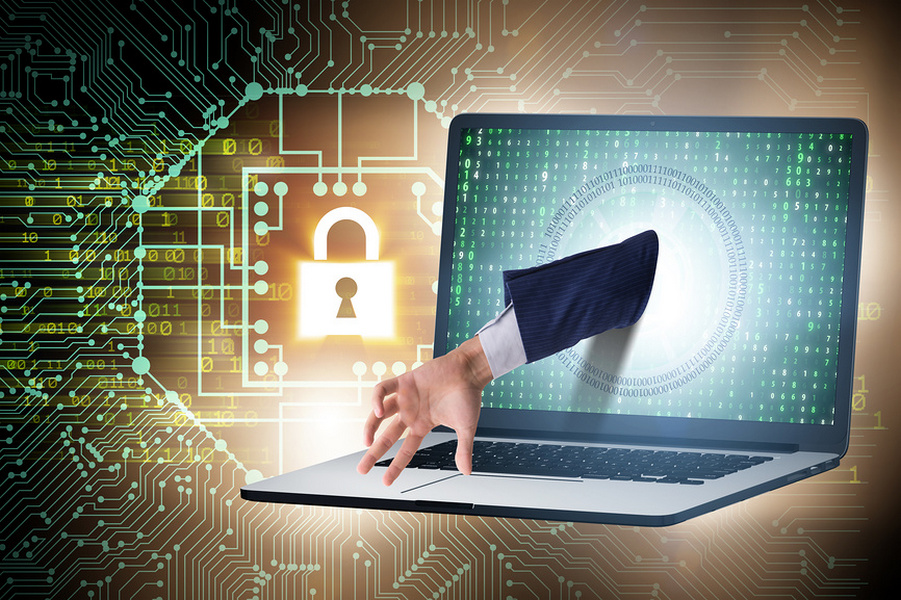 Информационное воздействие на РФ идет через кибератаки и мошенничество