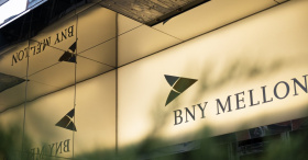 Американский BNY Mellon начал принимать криптовалюты