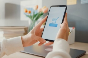 Товары со склада продавца Ozon будут доступны для заказа ВКонтакте
