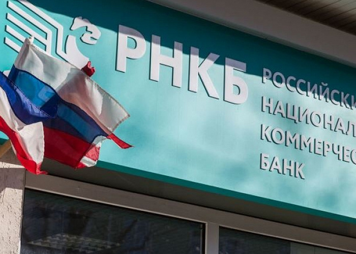 На городских рынках Крыма теперь можно рассчитываться картами РНКБ