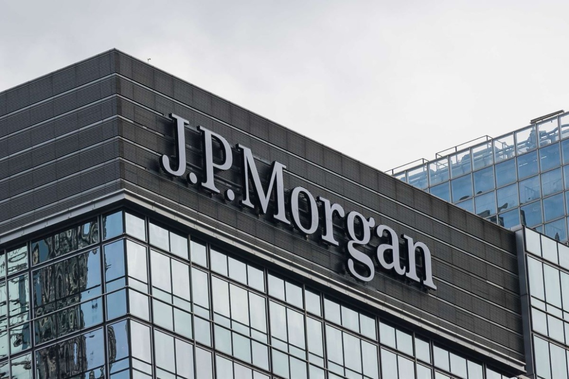 JPMorgan разрешил сотрудникам использовать ИИ для написания отчетов об эффективности работы по итогам года 