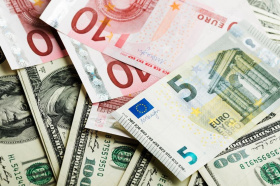 Доллар и евро снова снизились
