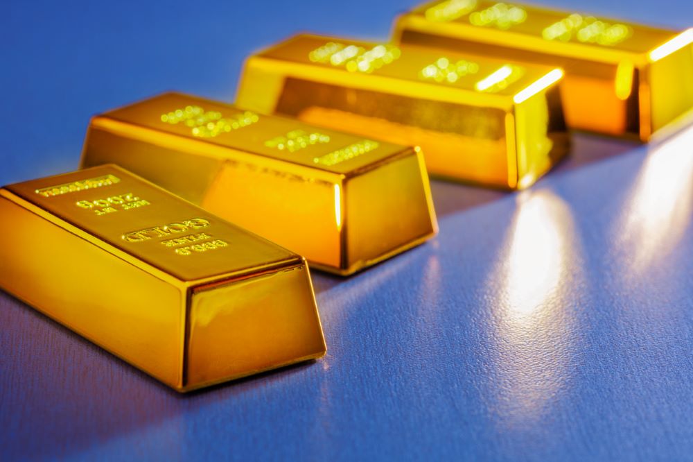 Минфин рекомендовал россиянам хранить сбережения в рублях и золоте
