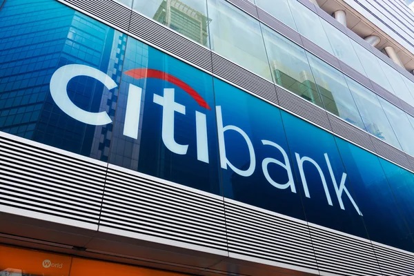 Ситибанк передаст розничный кредитный портфель «Уралсибу» до середины декабря