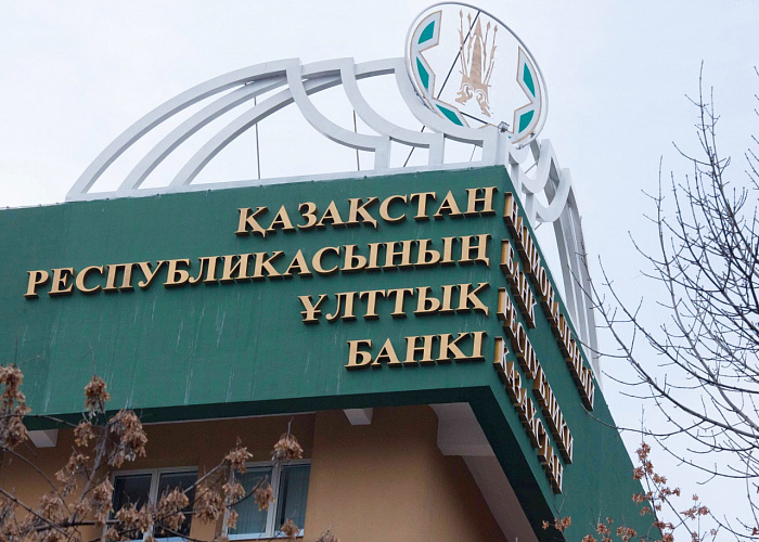 Бесконтактные платежи Apple Pay хотят внедрить во всех банках Казахстана