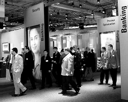 Wincor World 2004: ставка на “Объединение концепций” - рис.3
