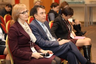 Первый Национальный платежный форум России - рис.1