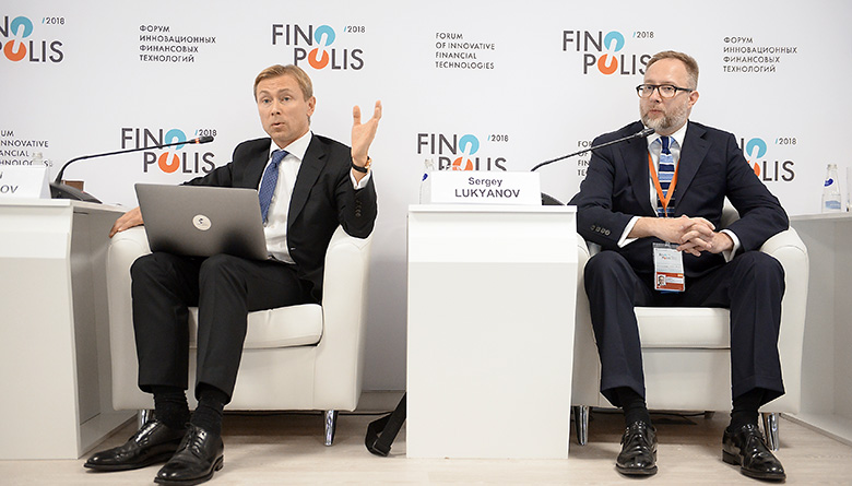 Зарплатное рабство, СБП, биометрия и криптовалюта.  Вопросы года глазами Совкомбанка - рис.1