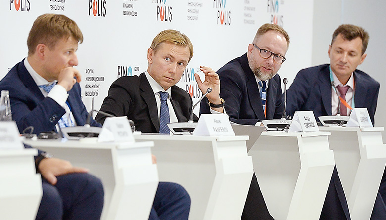 Зарплатное рабство, СБП, биометрия и криптовалюта.  Вопросы года глазами Совкомбанка - рис.2