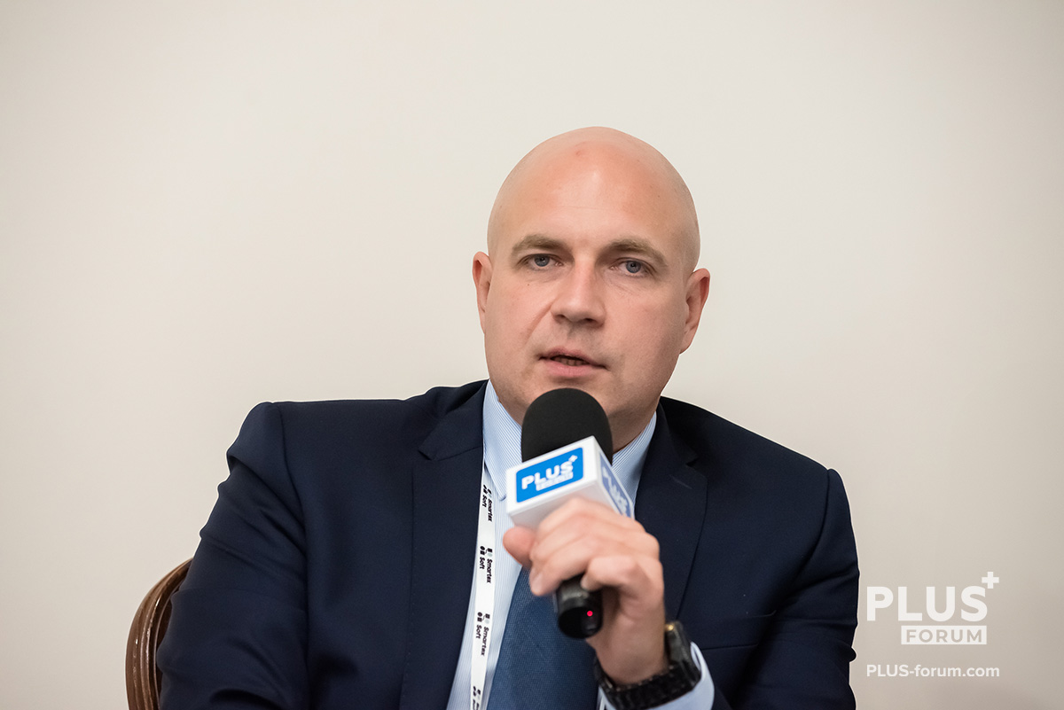 Дмитрий Ревякин