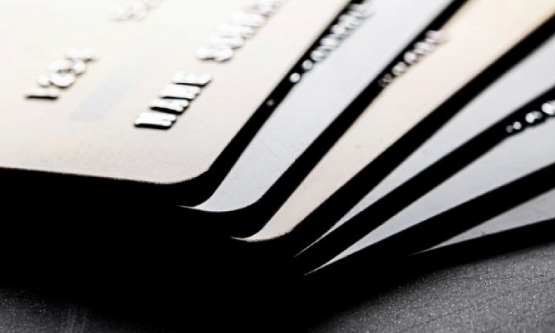 Проценты по кредитным картам в России обновили максимум