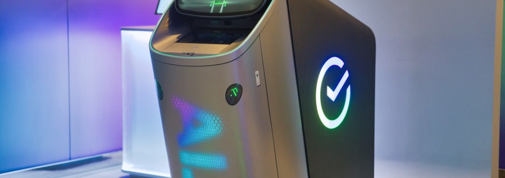 Сбер презентовал банкомат нового поколения с ИИ-помощником ГигаЧат