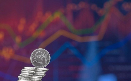 Рубль стал самой укрепившейся валютой к доллару по итогам 2025 года