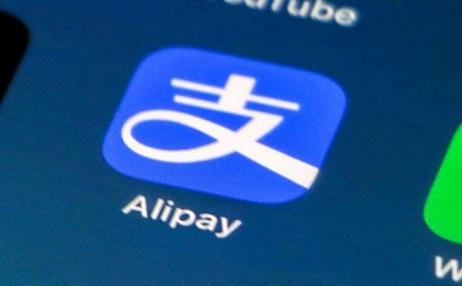 Т-Банк запустил переводы на кошельки Alipay и WeChat Pay